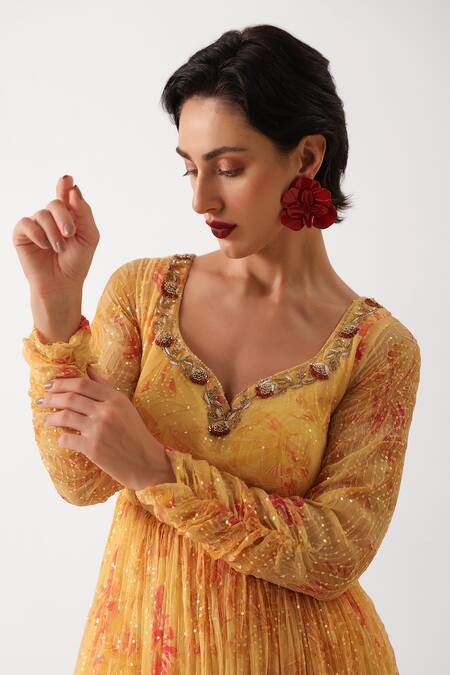 Pallavi Jaipur_Yellow Chiffon, Silk Zari, Sequins, Tassels Kasundi Printed Anarkali Pant Set _at_Aza_Fashions