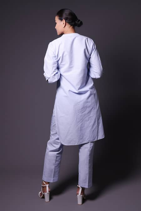 Thetaa Floral Embroidered Kurta & Pant Set 