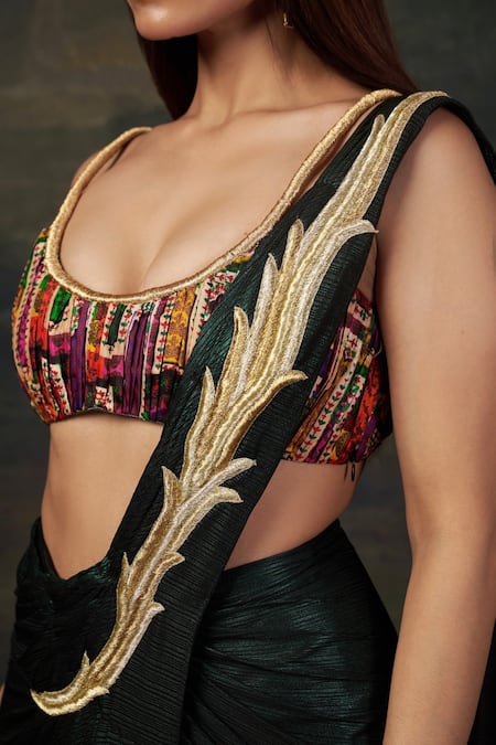 Buy_Thetaa_Emerald Green Polyester, Shantoon Zari, Embroidery Pre-draped Saree With Blouse 