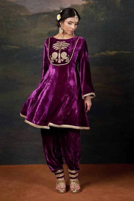 Thetaa_Purple Velvet, Shantoon, Organza Hand-embroidered Kalidar Anarkali Set _Online_at_Aza_Fashions