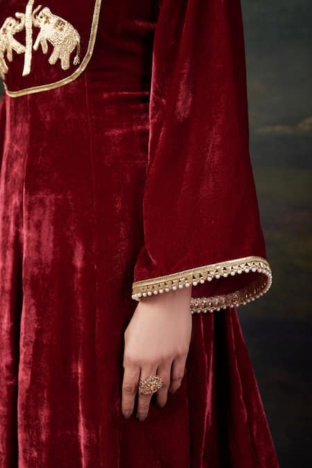Thetaa_Red Velvet, Organza Embroidery, Zari Hand-embroidered Kalidar Anarkali Set _at_Aza_Fashions