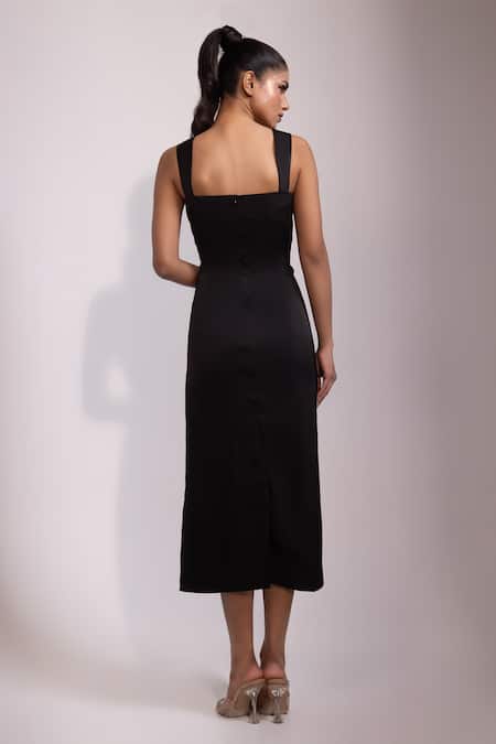 Shop Yoseba Black Satin Sweetheart Neck Bodycon Midi Dress at Aza Fashions Shop_Yoseba_Black Satin Sweetheart Neck Bodycon Midi Dress _at_Aza_Fashions