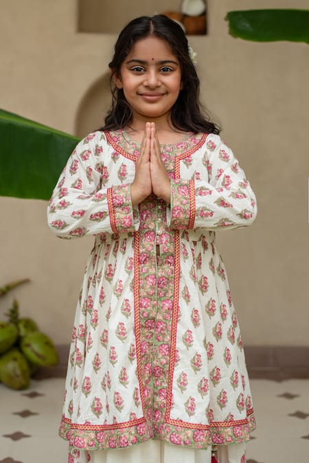 Shop Plumcheeks Off White Cotton Embroidery, Tassels Manika Printed Top And Skirt Set Online at Aza Fashions Shop_Plumcheeks_Off White Cotton Embroidery, Tassels Manika Printed Top And Skirt Set _Online_at_Aza_Fashions