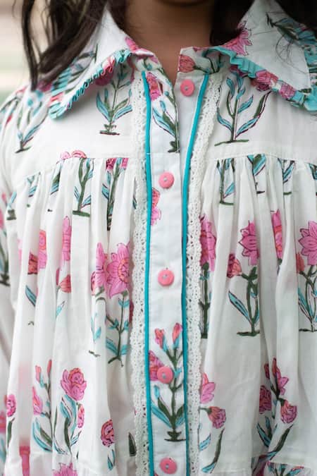 Plumcheeks_White Cotton Lace Daisy Summer Printed Dress _at_Aza_Fashions