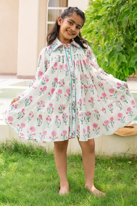 Plumcheeks White Cotton Lace Daisy Summer Printed Dress 