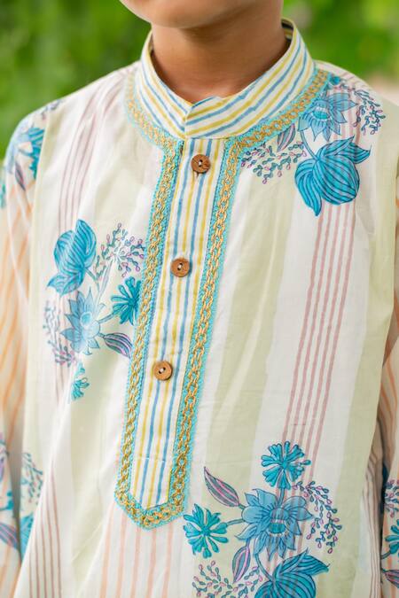 Shop_Plumcheeks_Green Cotton Embroidery Daisy Stripe Print Kurta Set _Online_at_Aza_Fashions