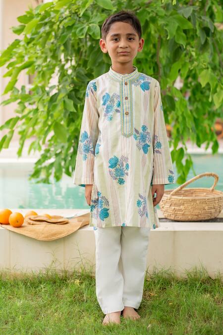 Plumcheeks_Green Cotton Embroidery Daisy Stripe Print Kurta Set _at_Aza_Fashions