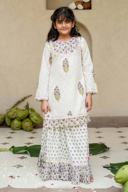 Plumcheeks_Off White Cotton Lace, Tassels Jamuni Printed Kurta Lehenga Set _Online_at_Aza_Fashions