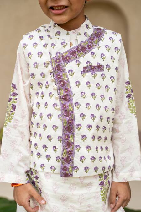 Buy_Plumcheeks_Off White Cotton Jamuni Butti Printed Bundi And Kurta Set _Online_at_Aza_Fashions