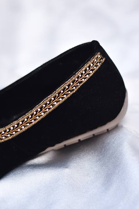 Around Always_Black Gus Crest Embroidered Mojaris _Online_at_Aza_Fashions