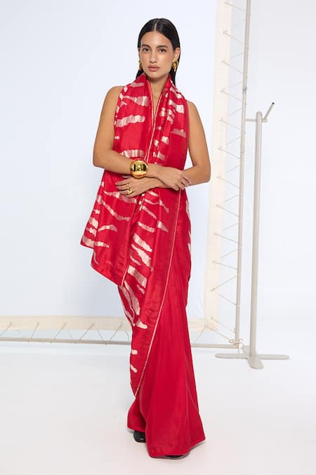Ekaya Banaras Red Silk Zari Handwoven Rose Gold Saree With Running Blouse Online at Aza Fashions Ekaya Banaras_Red Silk Zari Handwoven Rose Gold Saree With Running Blouse _Online_at_Aza_Fashions