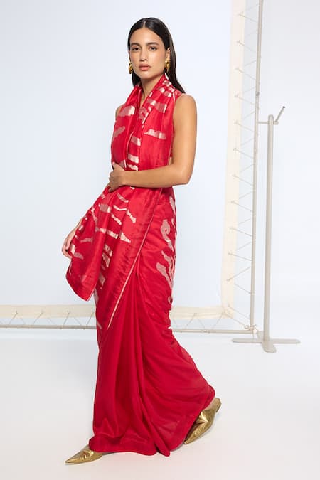 Buy Ekaya Banaras Red Silk Zari Handwoven Rose Gold Saree With Running Blouse Online at Aza Fashions Buy_Ekaya Banaras_Red Silk Zari Handwoven Rose Gold Saree With Running Blouse _Online_at_Aza_Fashions