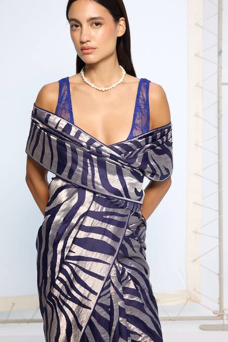 Buy_Ekaya Banaras_Navy Silk Zari Handwoven Dark Blue Saree With Running Blouse 