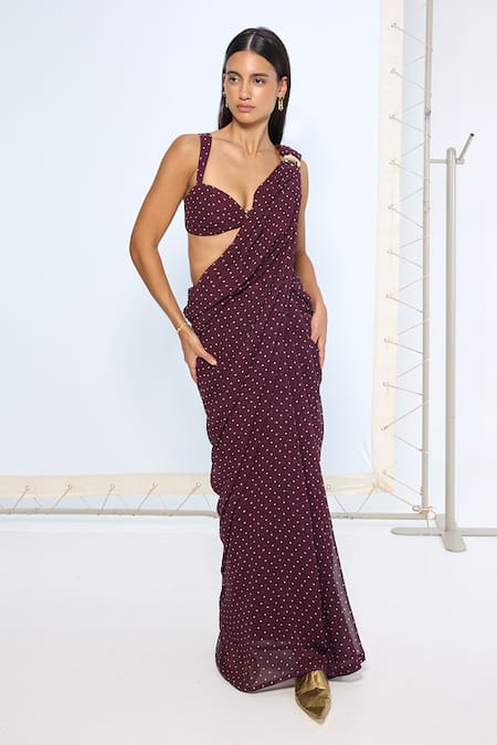 Ekaya Banaras_Maroon Chiffon Movable Brooch Dotted Saree With Running Blouse _Online_at_Aza_Fashions