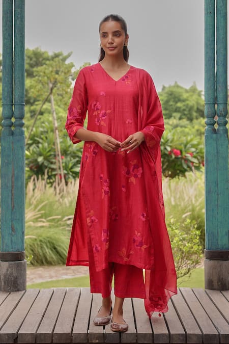 Vaayu Red Muslin, Cotton Embroidery, Tassels V-neck Berry Floral Kurta Set 