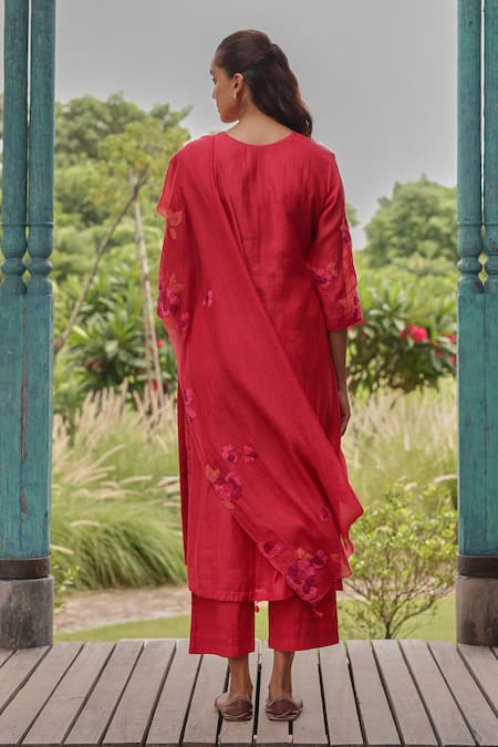 Shop Vaayu Red Muslin, Cotton Embroidery, Tassels V-neck Berry Floral Kurta Set at Aza Fashions Shop_Vaayu_Red Muslin, Cotton Embroidery, Tassels V-neck Berry Floral Kurta Set_at_Aza_Fashions