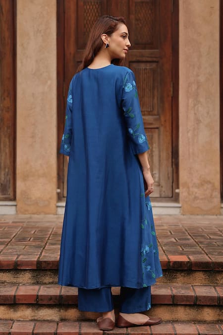 Vaayu Indigo Bloom Embroidered Kurta & Pant Set
