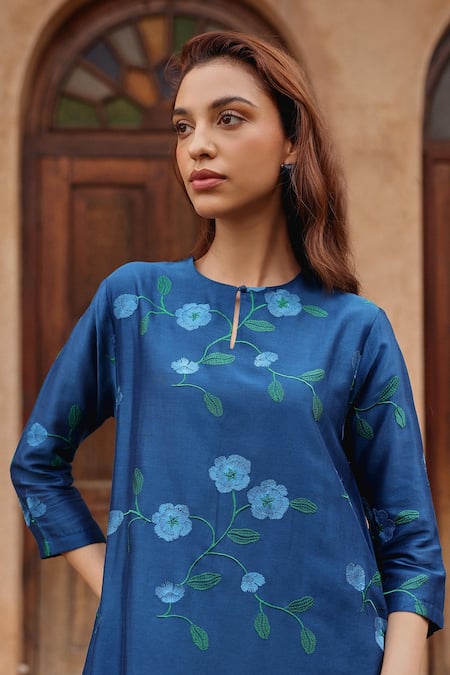 Buy Vaayu Blue Silk Embroidery Keyhole Neck Indigo Bloom Kurta And Pant Set Online at Aza Fashions Buy_Vaayu_Blue Silk Embroidery Keyhole Neck Indigo Bloom Kurta And Pant Set _Online_at_Aza_Fashions