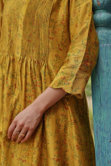 Shop_Vaayu_Yellow Silk Embroidery Round Neck Tuscany Pintuck Kurta And Pant Set _Online_at_Aza_Fashions