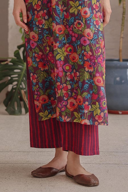 Vaayu Multi Color Muslin, Cotton Tassels Split V-neck Amethyst Bloom Print Kurta Set Online at Aza Fashions Vaayu_Multi Color Muslin, Cotton Tassels Split V-neck Amethyst Bloom Print Kurta Set _Online_at_Aza_Fashions