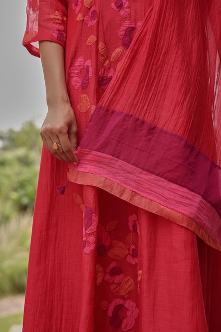 Buy Vaayu Red Muslin Applique Round Neck Berry Floral Print Anarkali With Dupatta Online at Aza Fashions Buy_Vaayu_Red Muslin Applique Round Neck Berry Floral Print Anarkali With Dupatta _Online_at_Aza_Fashions