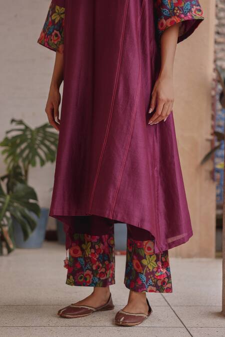 Buy Vaayu Purple Silk Embroidery, Tassels V-neck Amethyst Sleeve Printed Kurta With Pant Online at Aza Fashions Buy_Vaayu_Purple Silk Embroidery, Tassels V-neck Amethyst Sleeve Printed Kurta With Pant _Online_at_Aza_Fashions