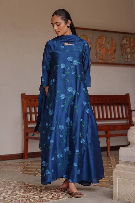 Vaayu Blue Silk Embroidery Round Neck Indigo Bloom Print Anarkali With Dupatta at Aza Fashions Vaayu_Blue Silk Embroidery Round Neck Indigo Bloom Print Anarkali With Dupatta _at_Aza_Fashions