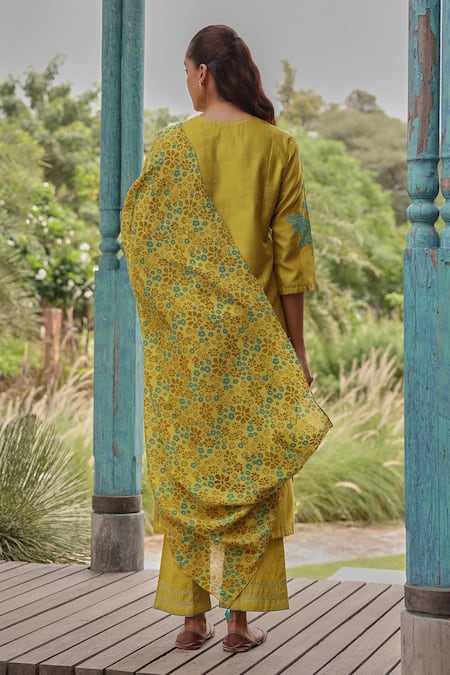 Shop Vaayu Yellow Silk Applique, Embroidery, Tassels Keyhole Neck Ochre Kurta Set at Aza Fashions Shop_Vaayu_Yellow Silk Applique, Embroidery, Tassels Keyhole Neck Ochre Kurta Set _at_Aza_Fashions