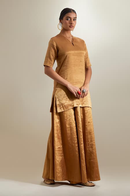 Vinusto_Gold Silk Zari, Embroidery V-neck Kurta And Kalidar Sharara Set _Online_at_Aza_Fashions