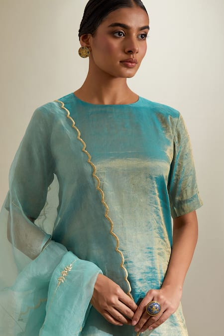 Buy_Vinusto_Aqua Chanderi, Silk Zari Round Neck Kurta And Kalidar Sharara Set _Online_at_Aza_Fashions