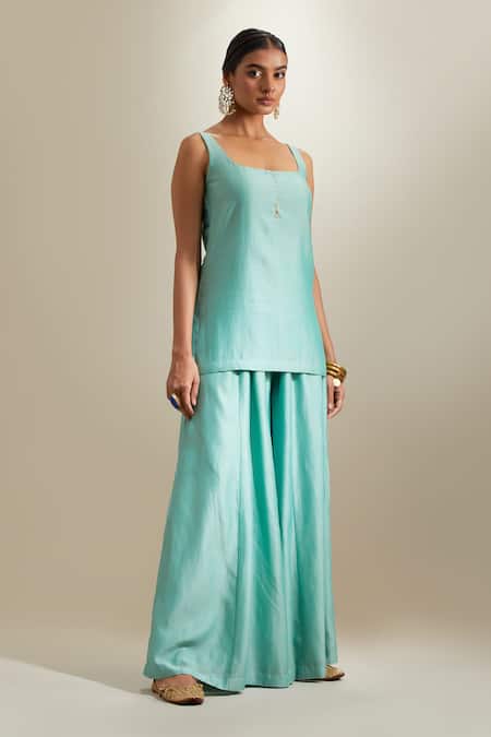 Vinusto_Mint Chanderi Zari, Embroidery Square Neck Kurta Sharara Set _Online_at_Aza_Fashions