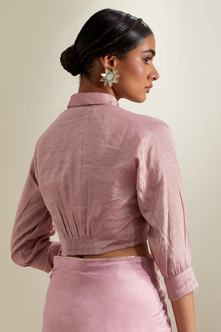 Shop Vinusto Pink Chanderi Lace, Zari Collared Saree With Blouse Online at Aza Fashions Shop_Vinusto_Pink Chanderi Lace, Zari Collared Saree With Blouse _Online_at_Aza_Fashions