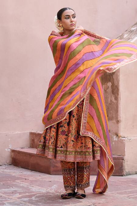 Buy_Irrau By Samir Mantri_Peach Dupion, Organza Embroidery, Zari Scoop Neck Nargis Printed Anarkali Set _Online_at_Aza_Fashions