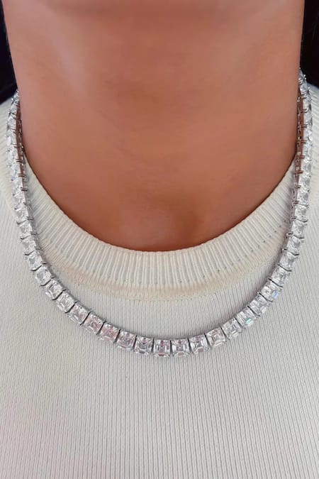 PRERTO Tennis Cushion Necklace Set