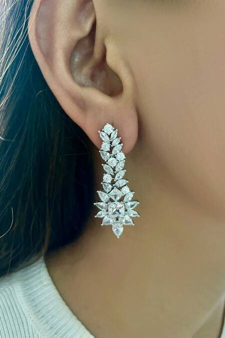 Shop PRERTO Silver Plated Crystals, Stones Geometric Diamond Necklace Set at Aza Fashions Shop_PRERTO_Silver Plated Crystals, Stones Geometric Diamond Necklace Set_at_Aza_Fashions