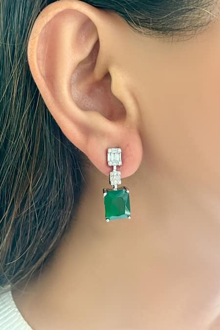 PRERTO Baguette Emerald Diamond Line Necklace Set