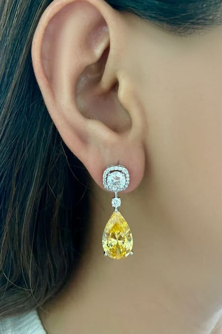 Shop PRERTO Silver Plated Crystals, Rabta Citrine Tear Drops Circular Diamond Necklace Set at Aza Fashions Shop_PRERTO_Silver Plated Crystals, Rabta Citrine Tear Drops Circular Diamond Necklace Set _at_Aza_Fashions