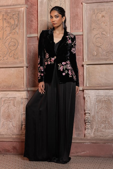 Shruti Sancheti Black Velvet Applique, Embroidery Blazer 