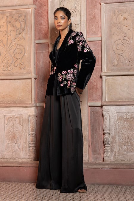 Shop_Shruti Sancheti_Black Velvet Applique, Embroidery Blazer _Online_at_Aza_Fashions