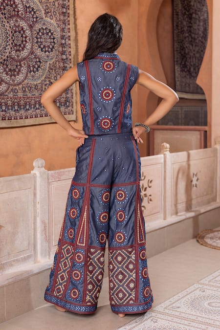 Buy_Shruti Sancheti_Blue Denim Embroidery, Mirrors V-neck Waistcoat With Pant 