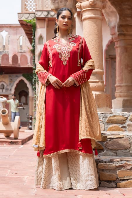 Shruti Sancheti Red Silk Satin, Maheshwari, Tissue Embroidery, Tassels Split Paisley Kurta Set 