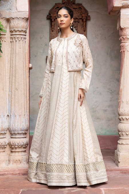 Shruti Sancheti_Ivory Maheshwari, Tissue Embroidery Round Paisley Crop Jacket With Anarkali _Online_at_Aza_Fashions