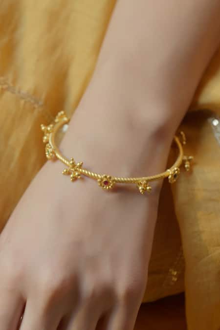 Zariin Tinkling Tales Bangle - Single Piece 