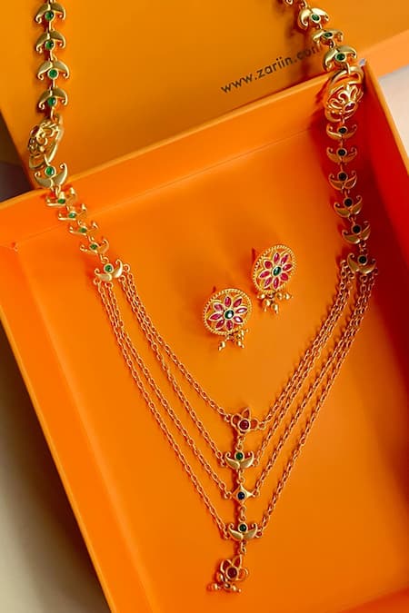 Zariin Floral Grace Embellished Necklace Set 