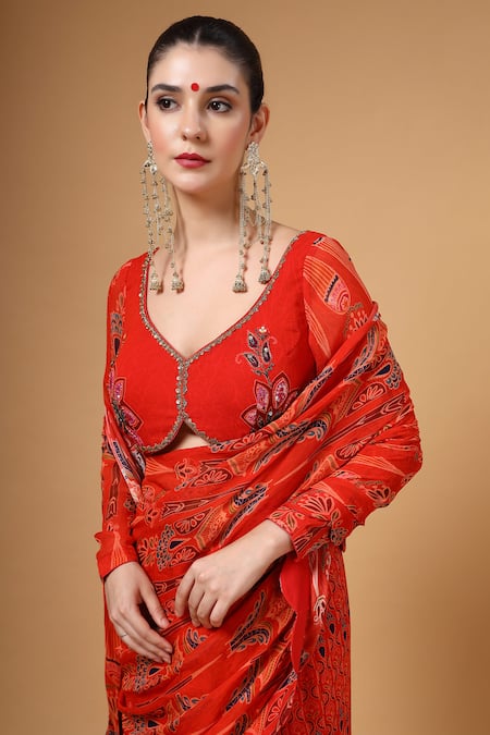 Shop_Gazab by Miku Kumar_Red Georgette Embroidery, Amvya Print Pre-draped Fish Cut Saree And Blouse Set _Online_at_Aza_Fashions