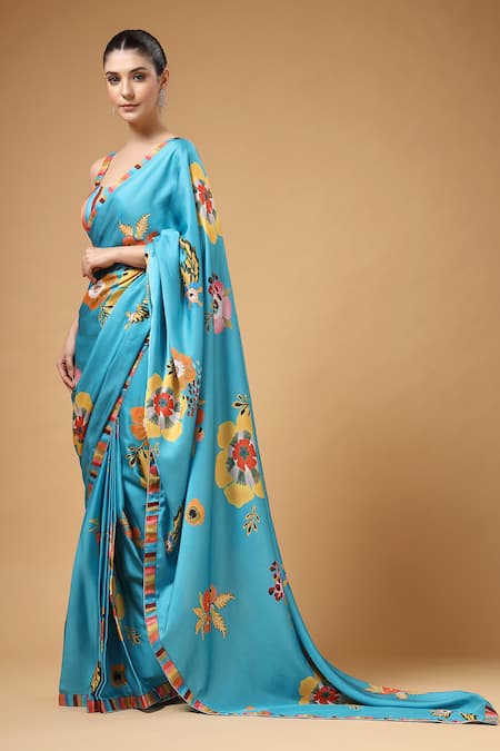 Shop_Gazab by Miku Kumar_Blue Modal, Satin V-neck Tivra Print Pre-draped Saree And Blouse Set _Online_at_Aza_Fashions