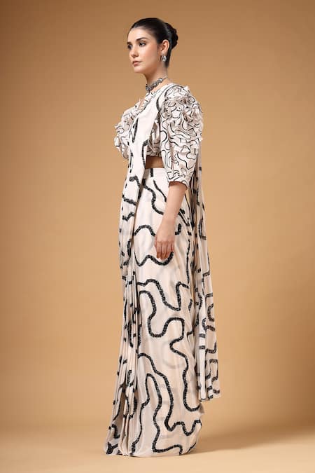 Shop_Gazab by Miku Kumar_Ivory Silk, Crepe V-neck Lumea Print Pre-draped Saree And Blouse Set _Online_at_Aza_Fashions