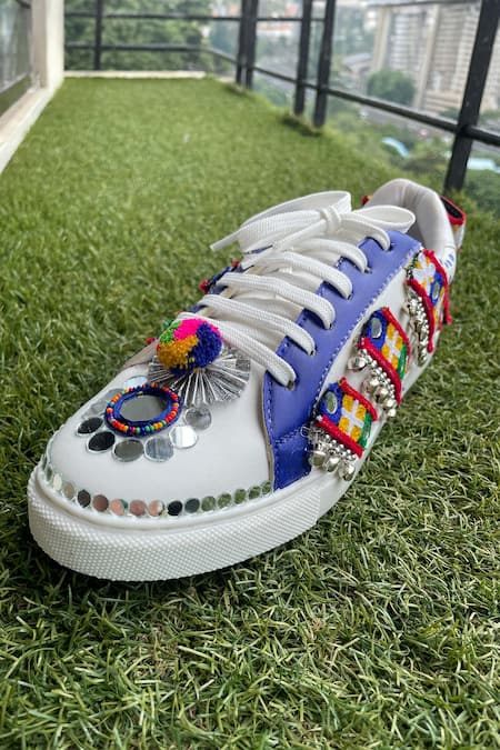 Buy_Modanta Footwear_White Navratri Lace And Ghunghroo Embellished Sneakers_Online_at_Aza_Fashions