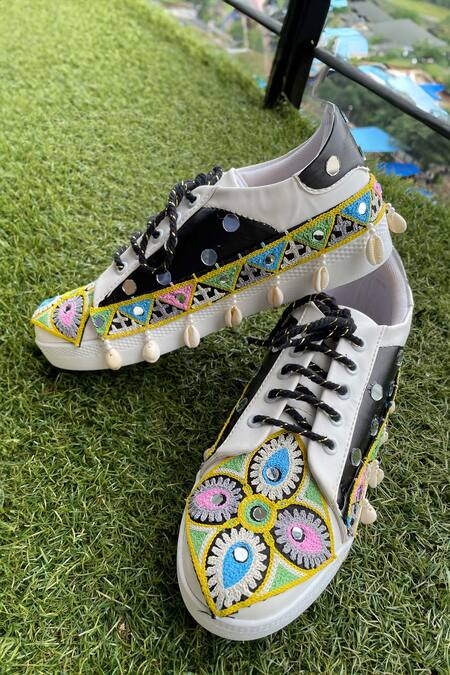 Buy_Modanta Footwear_White Embroidered Mirror And Cowrie Shell Sneakers _Online_at_Aza_Fashions