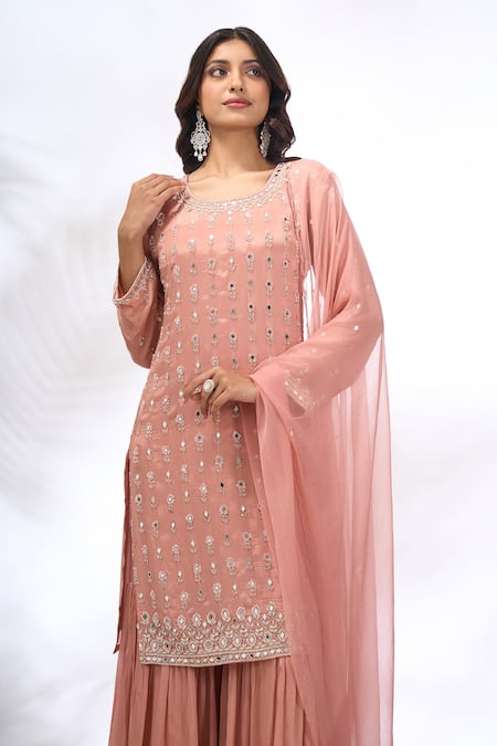 Buy_Samyukta Singhania_Peach Georgette Mirrors, Embroidery Round Neck Work Kurta Set _Online_at_Aza_Fashions